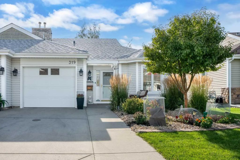 319 De Foras Close Nw, High River