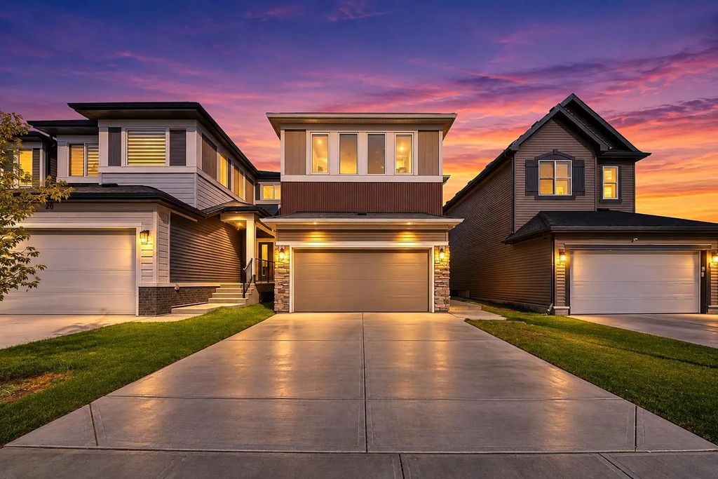 12 Corner Glen Row NE, Calgary