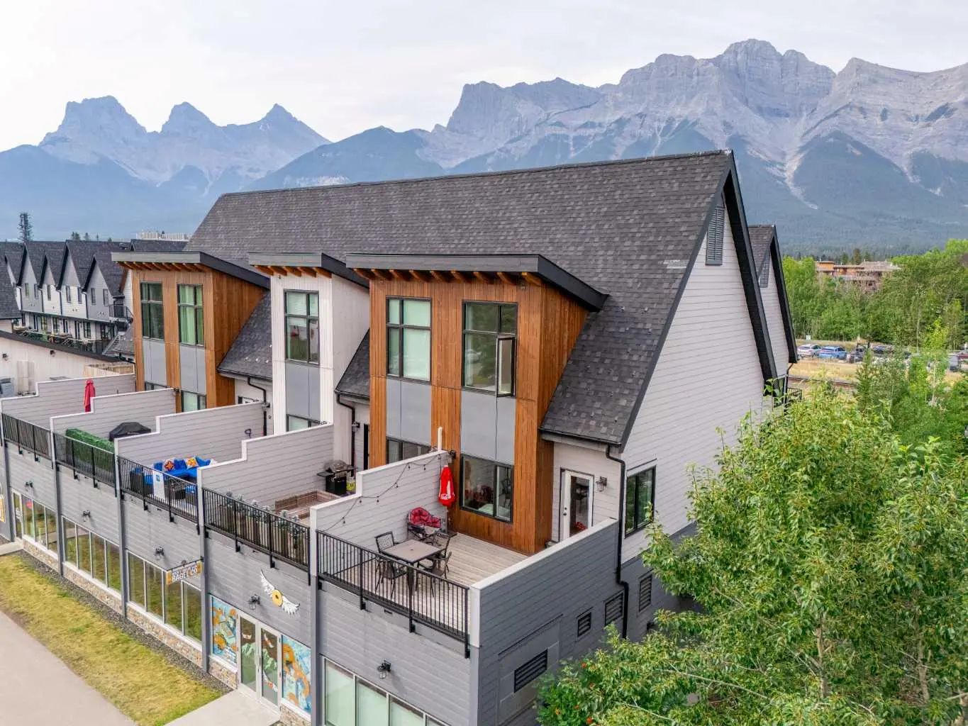 102 1106 Bow Valley Trail  , Canmore