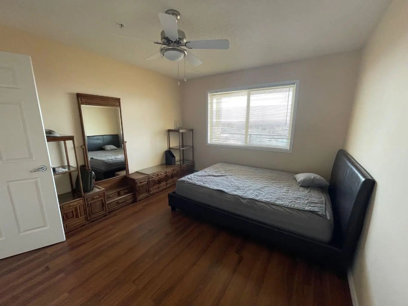 1204 950 Arbour Lake Road Northwest, Calgary – Residential Apartment Listing Photo 3