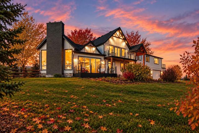 200 156 2255 Drive W, Rural Foothills County