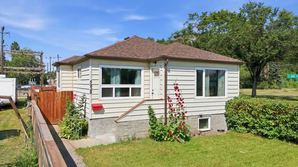 5928 51 Avenue , Red Deer