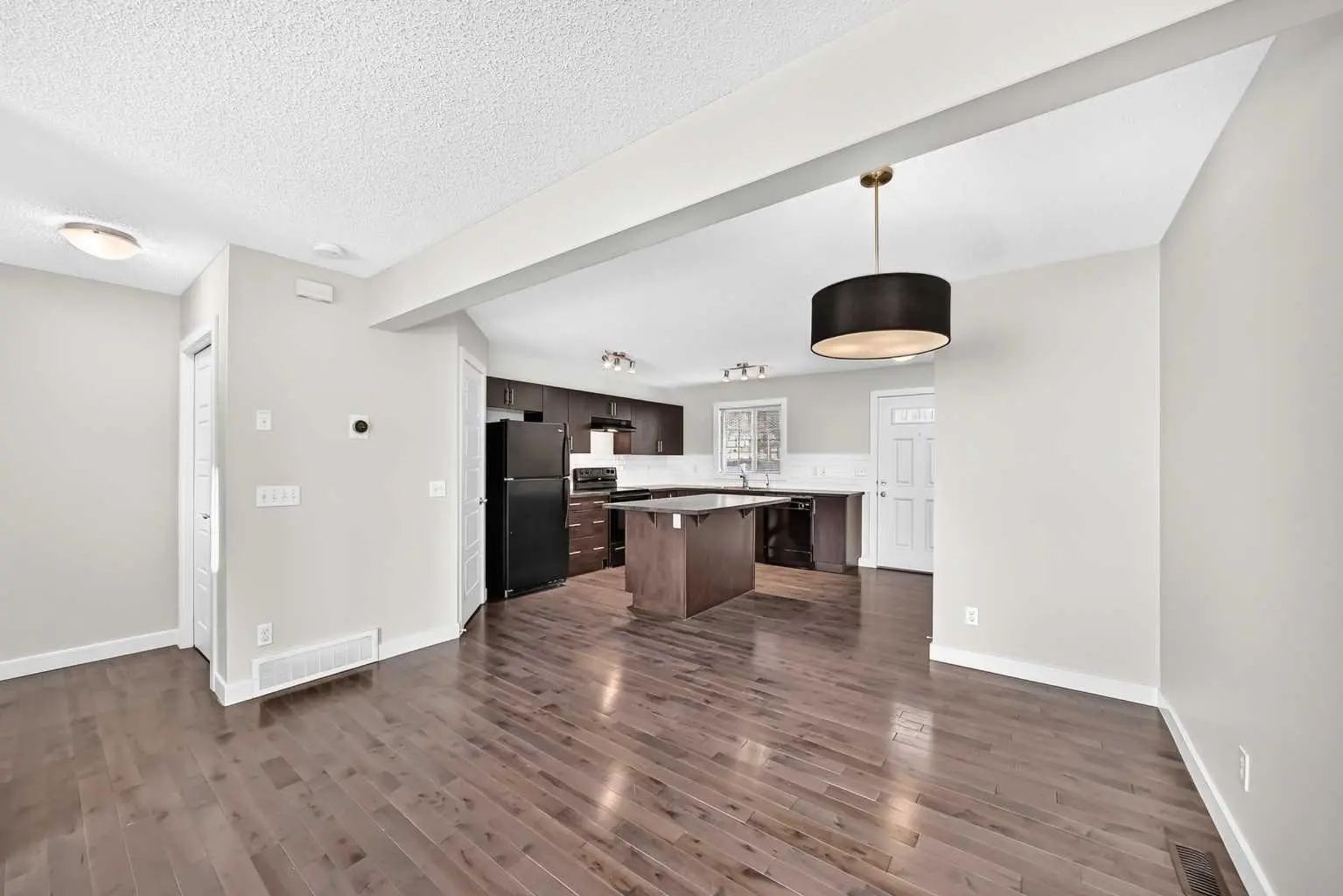152 Pantego Lane Northwest, Calgary – Residential Row/Townhouse Listing Photo 13