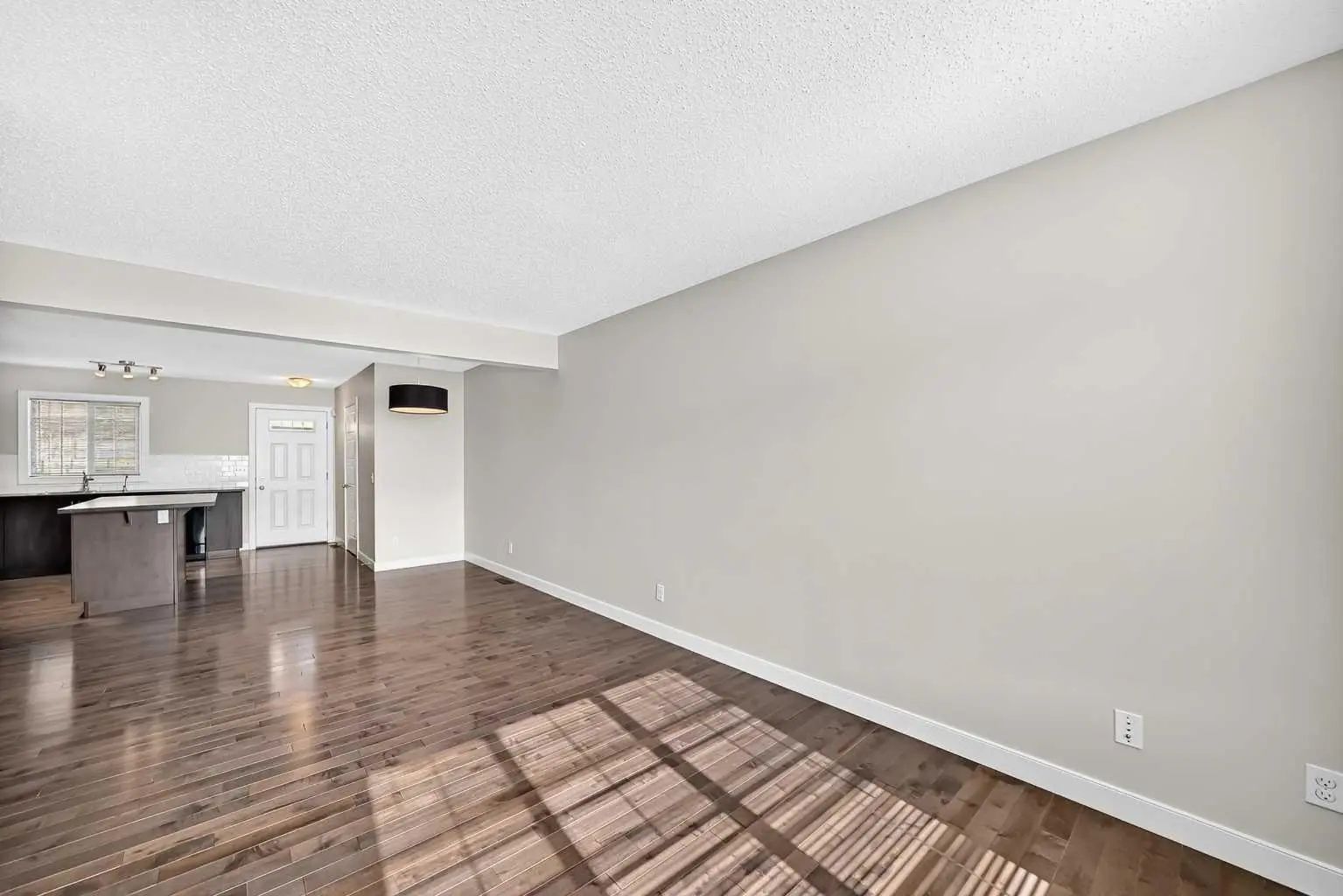 152 Pantego Lane Northwest, Calgary – Residential Row/Townhouse Listing Photo 14