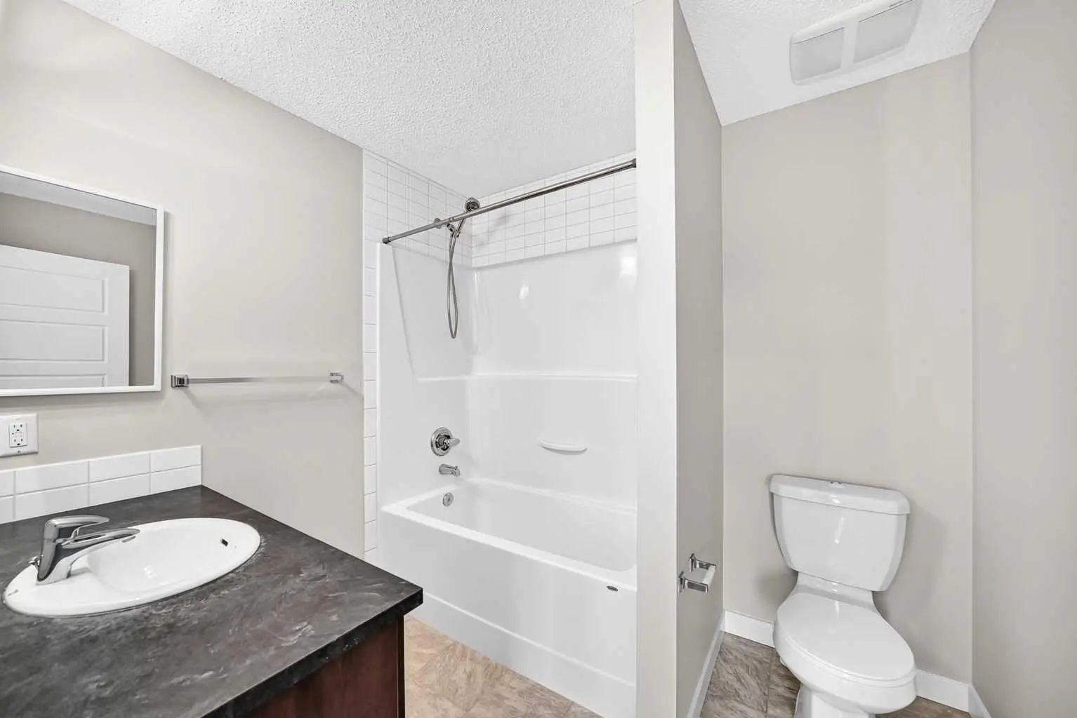152 Pantego Lane Northwest, Calgary – Residential Row/Townhouse Listing Photo 25