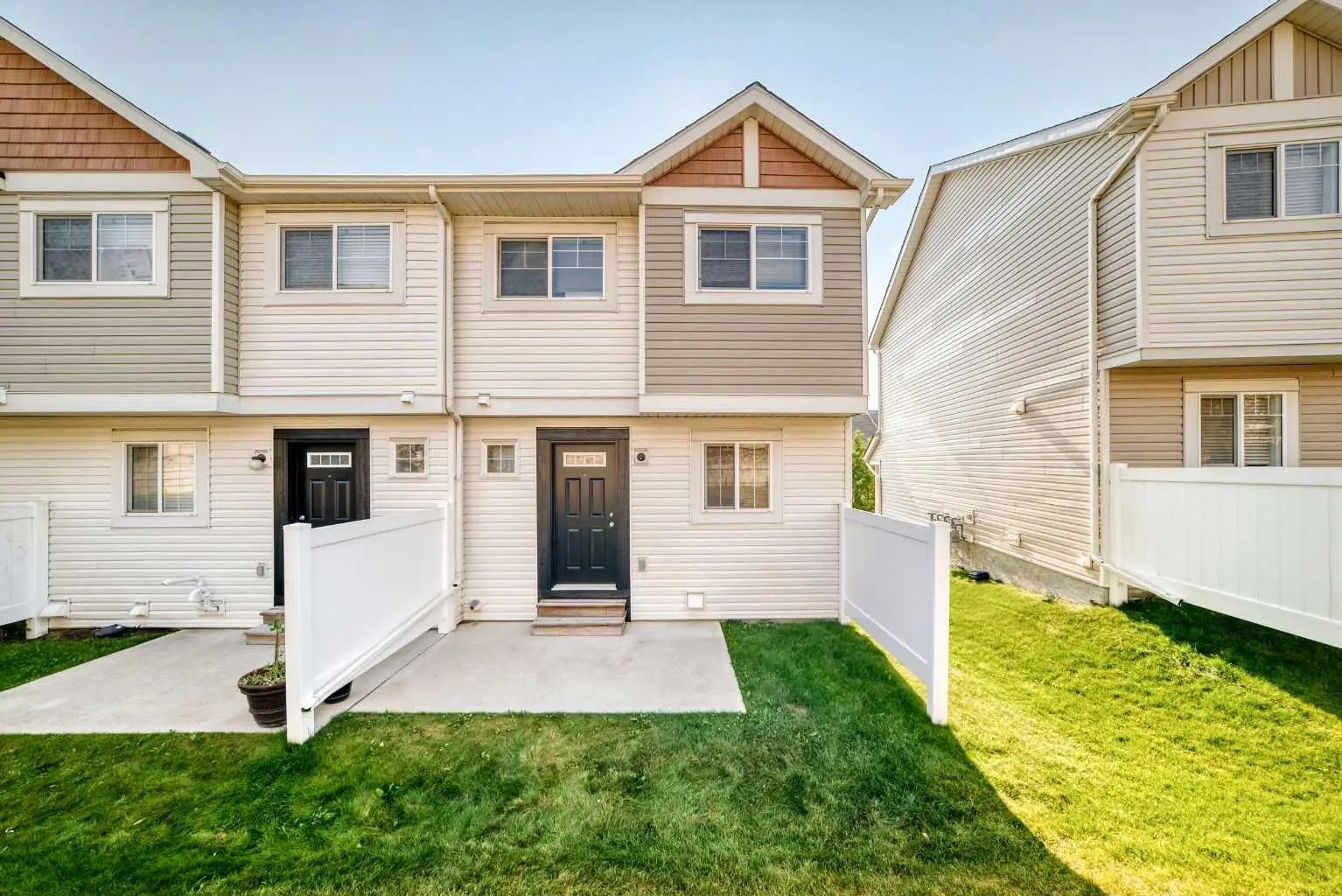 152 Pantego Lane Northwest, Calgary – Residential Row/Townhouse Listing Photo 37