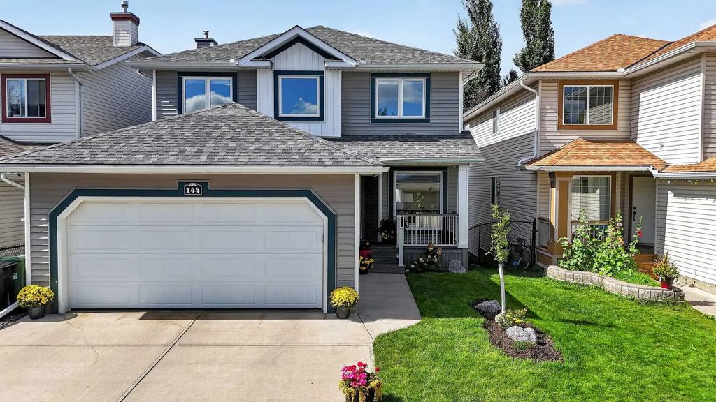 144 Shawbrooke Manor Sw, Calgary