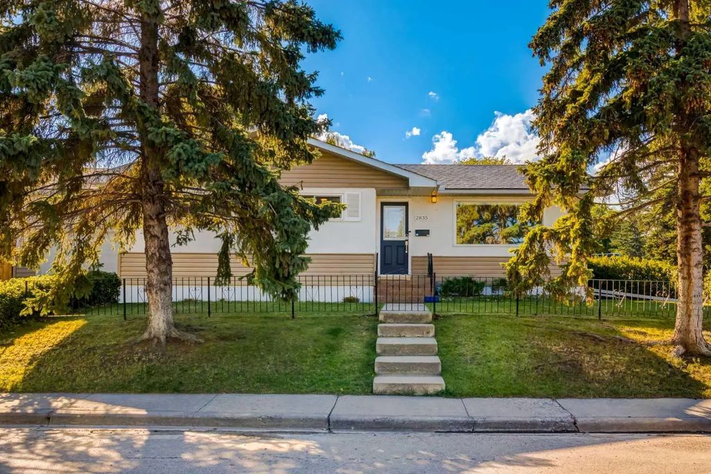 2835 43 Street Sw, Calgary