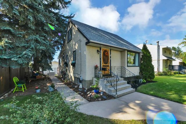 3622 41 Avenue , Red Deer