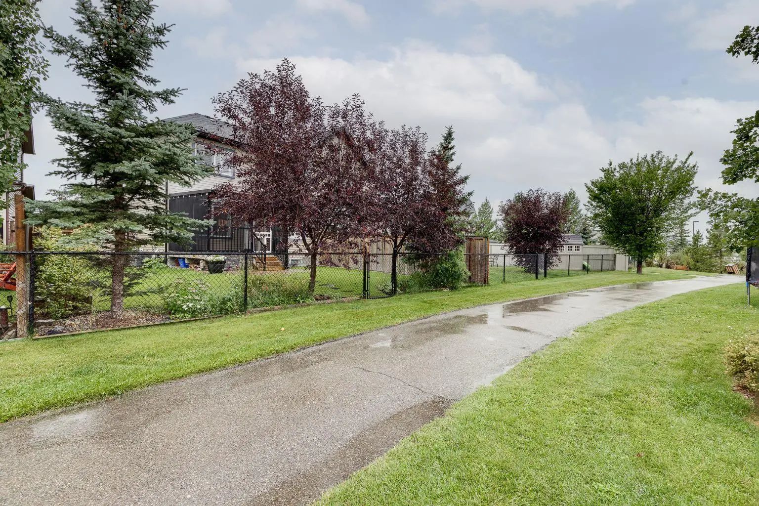 135 Kingsbridge Road Southeast, Airdrie – Residential Semi Detached (Half Duplex) Listing Photo 35