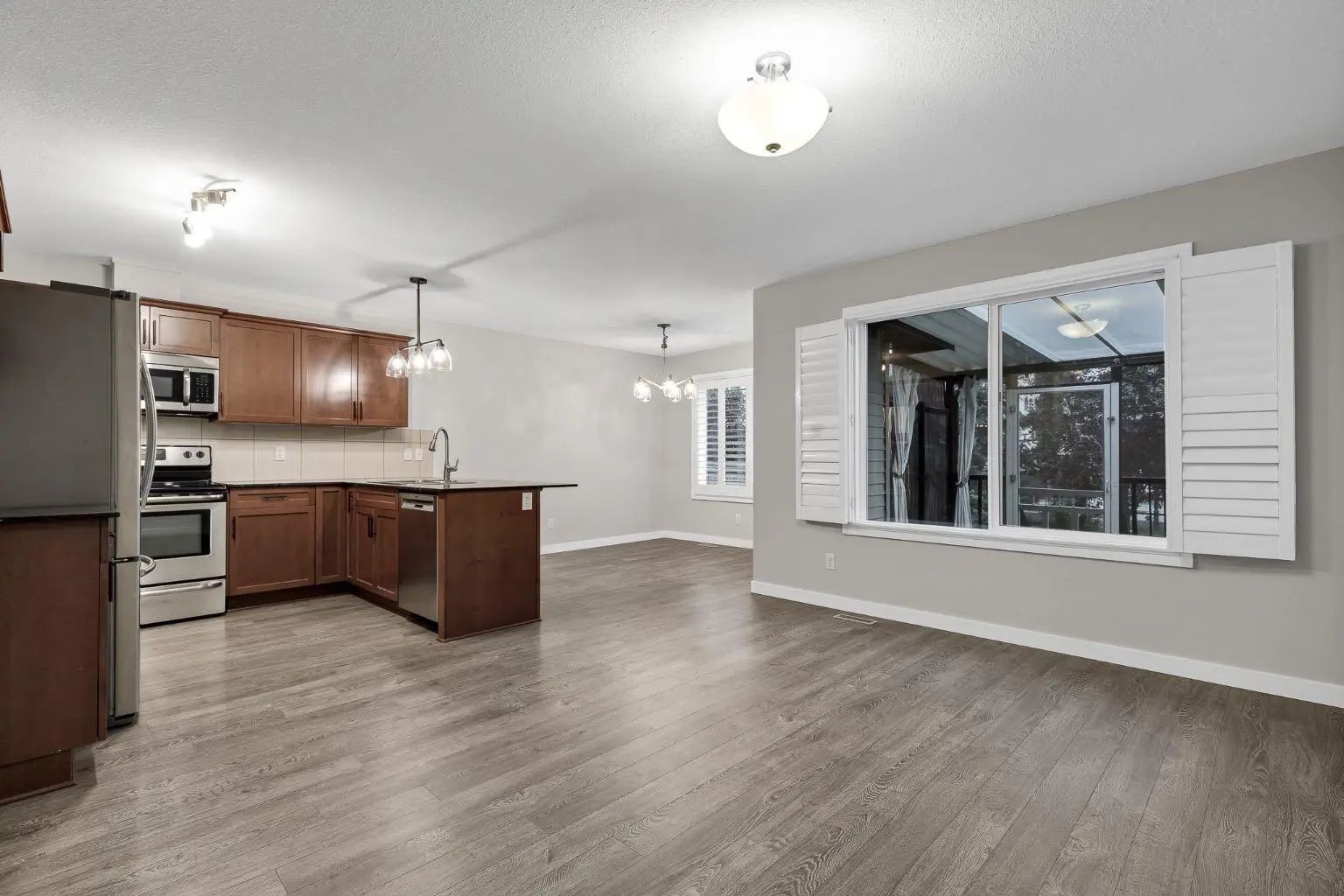 135 Kingsbridge Road Southeast, Airdrie – Residential Semi Detached (Half Duplex) Listing Photo 5