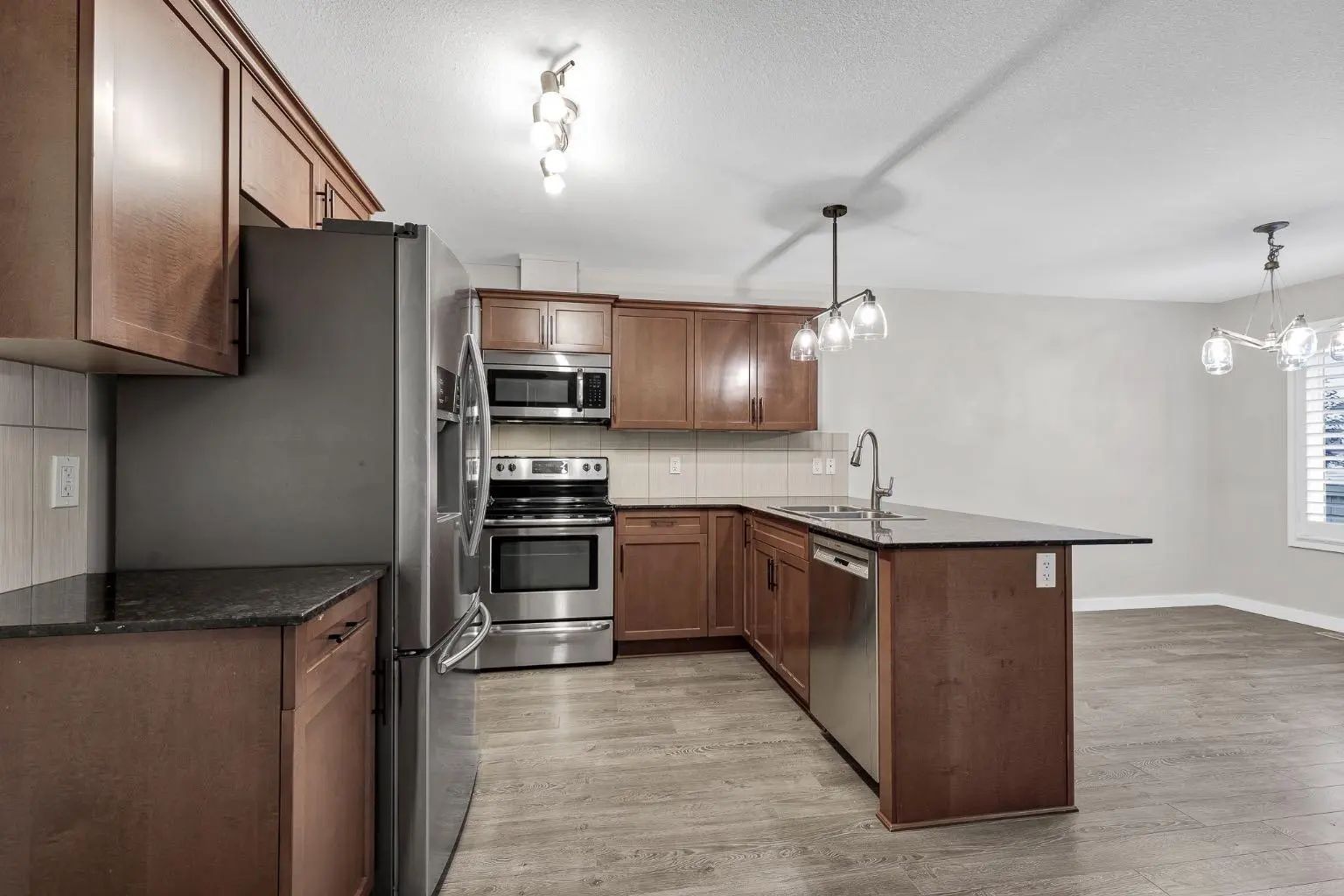135 Kingsbridge Road Southeast, Airdrie – Residential Semi Detached (Half Duplex) Listing Photo 7