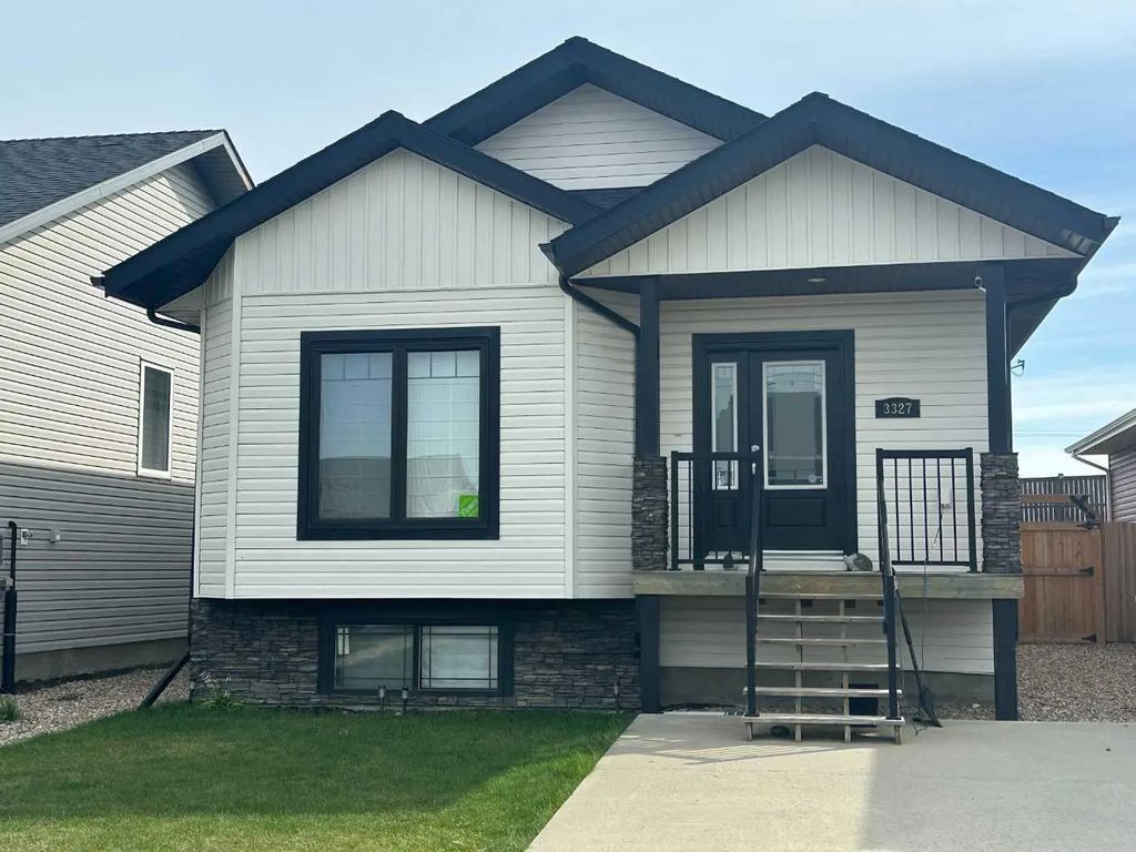 3327 41 Avenue , Lloydminster