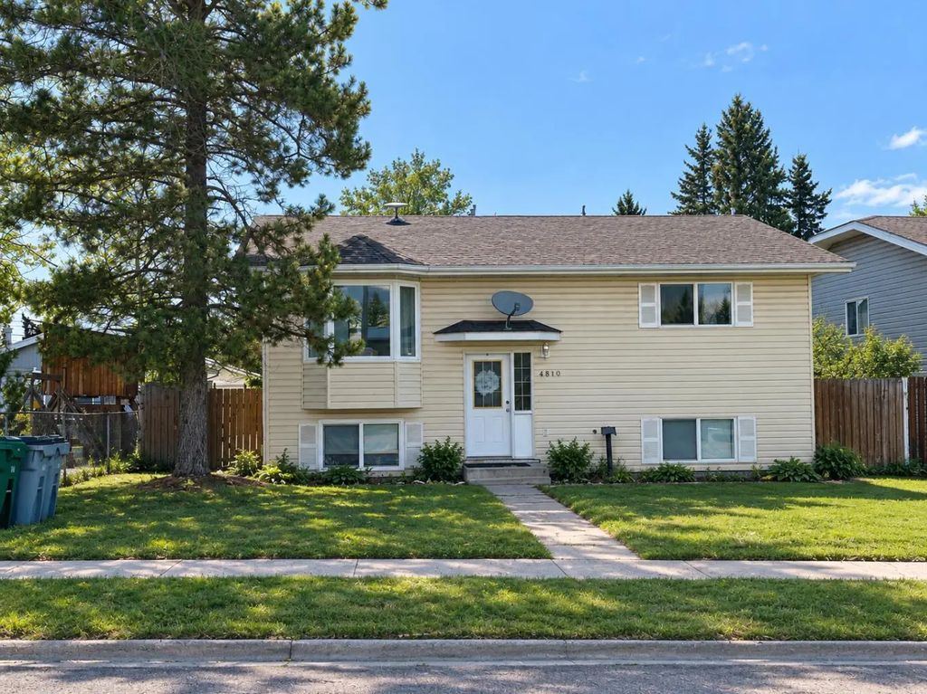 4810 16 Avenue  , Edson