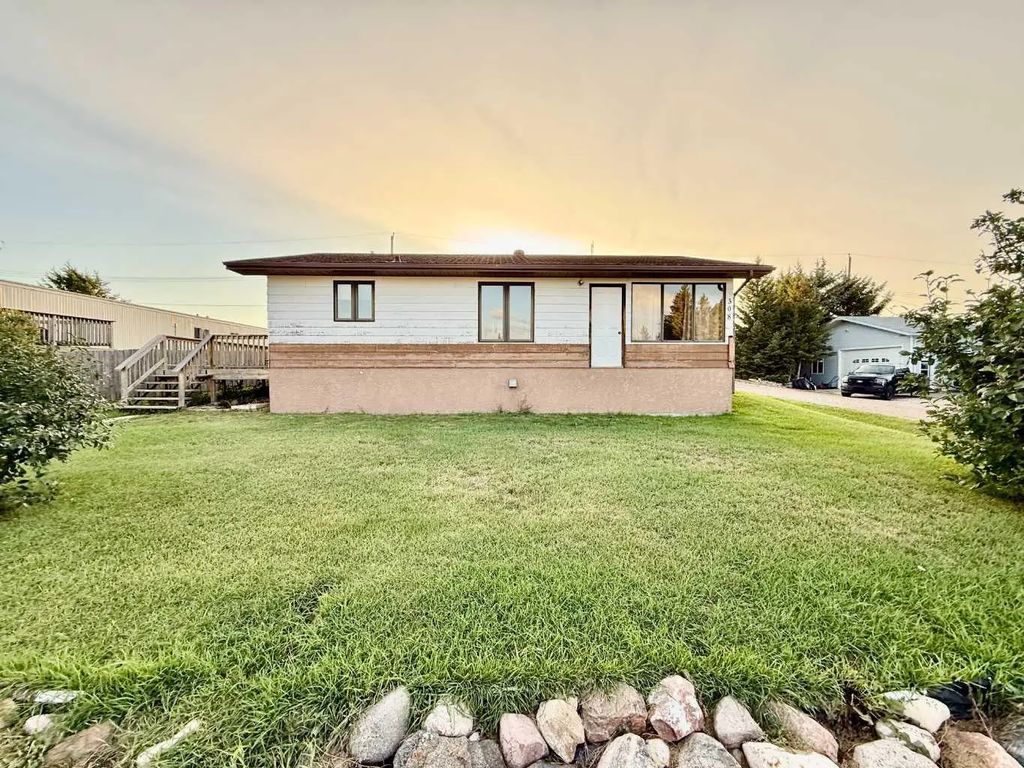 308 3rd Street , Cadogan