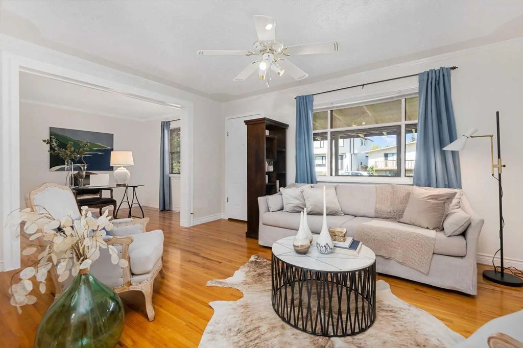 8335 47 Avenue Nw, Calgary