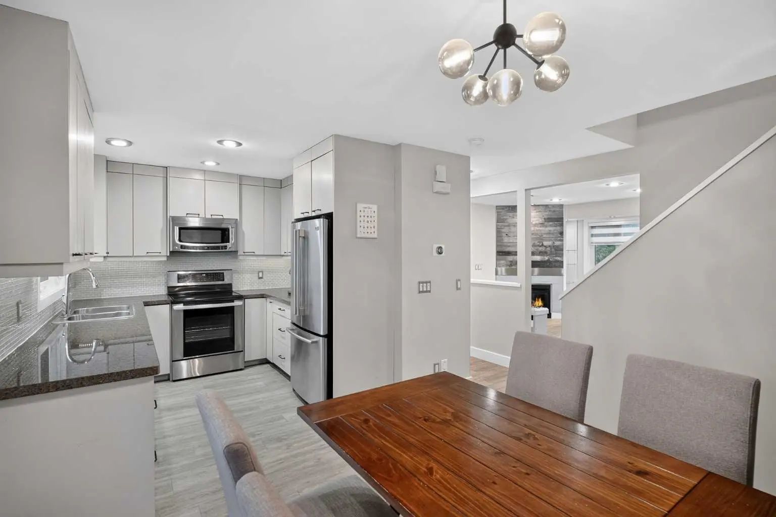 2732 16 Street Southwest, Calgary – Residential Row/Townhouse Listing Photo 9