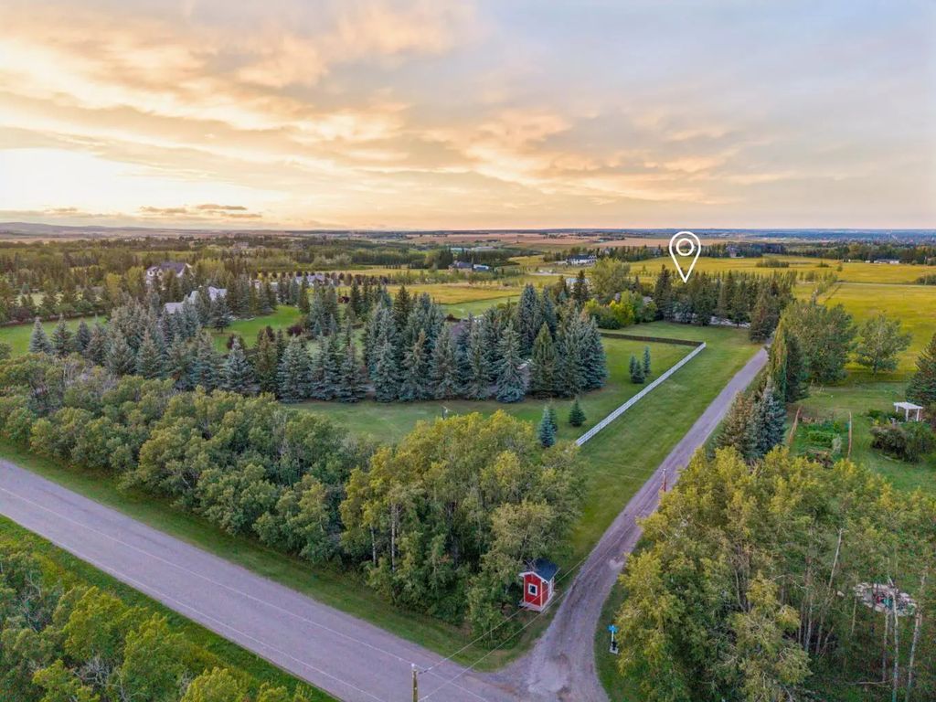 80042 210 Avenue W, Rural Foothills County