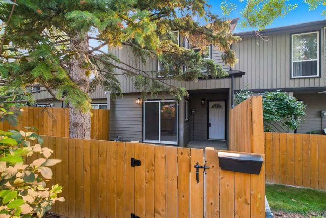 34 420 Grier Avenue Ne, Calgary