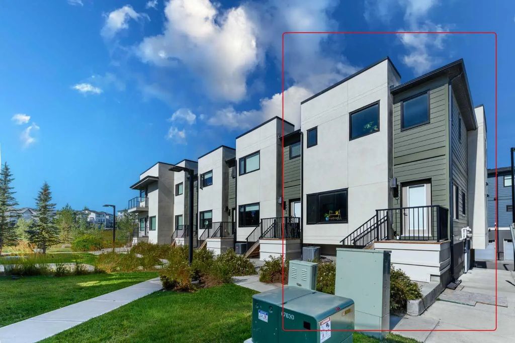 301 218 Sherwood Square Nw, Calgary