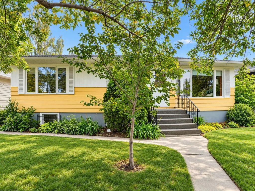 3216 27 Street Sw, Calgary
