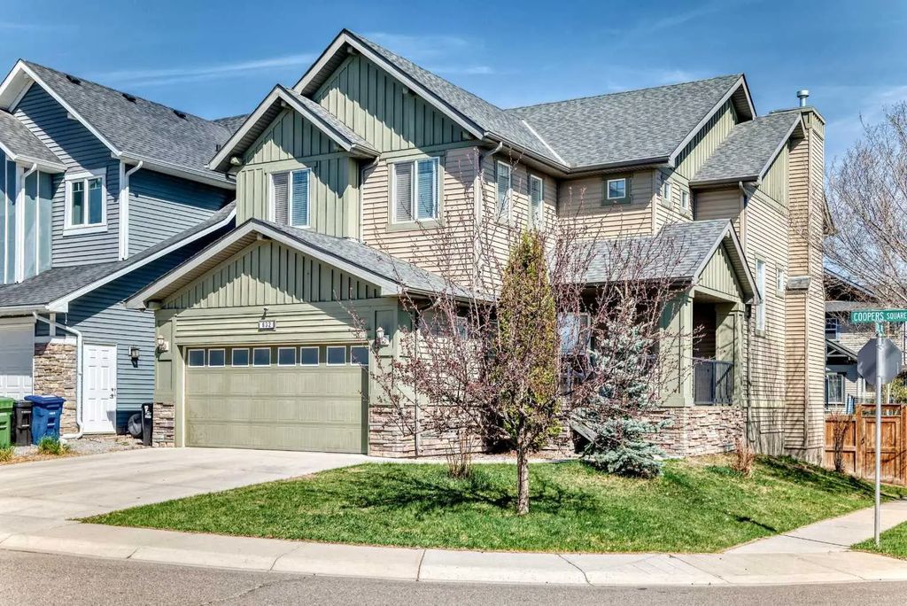 832 Coopers Square Sw, Airdrie