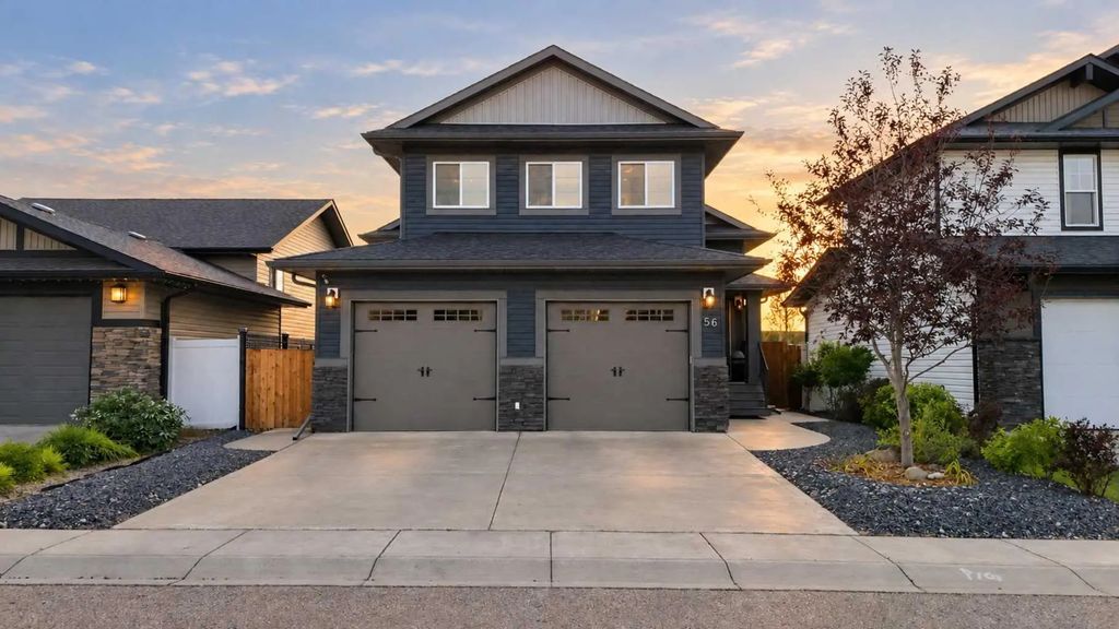 56 Windermere Close , Red Deer