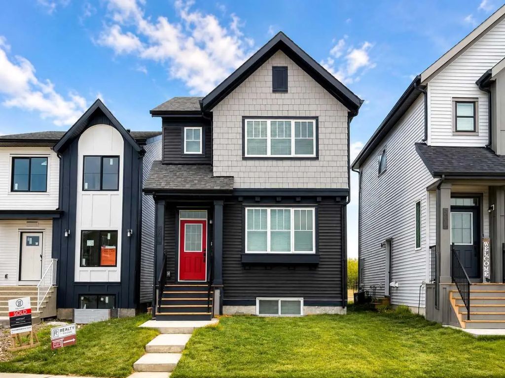 560 Lewisburg Place Ne, Calgary