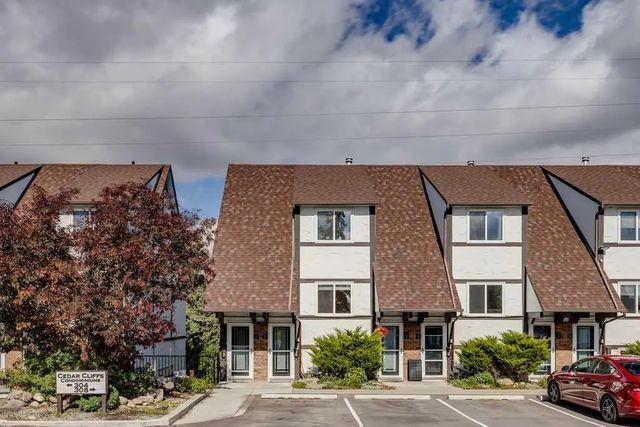 Modern suburban home in Evanston