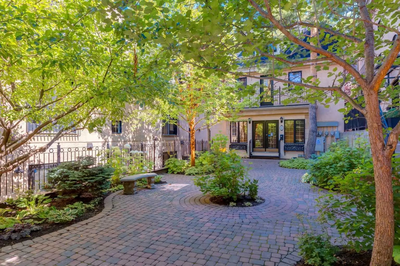 1147 Cameron Avenue Southwest, Calgary – Residential Row/Townhouse Listing Photo 4