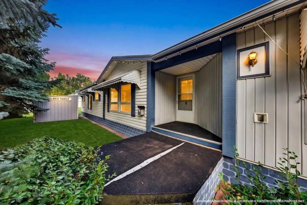 33049 Range Road 22  , Rural Mountain View County