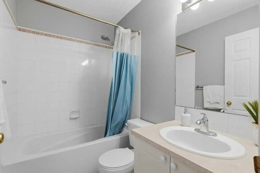 126 Harvest Gold Place Northeast, Calgary – Residential Row/Townhouse Listing Photo 21