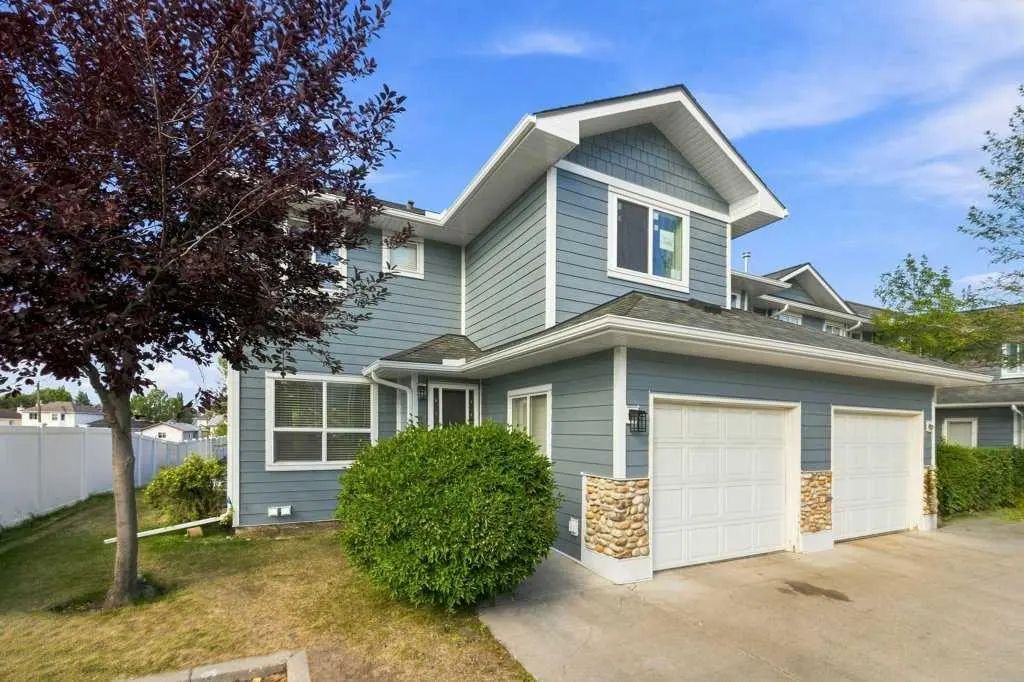 126 Harvest Gold Place Northeast, Calgary – Residential Row/Townhouse Listing Photo 3