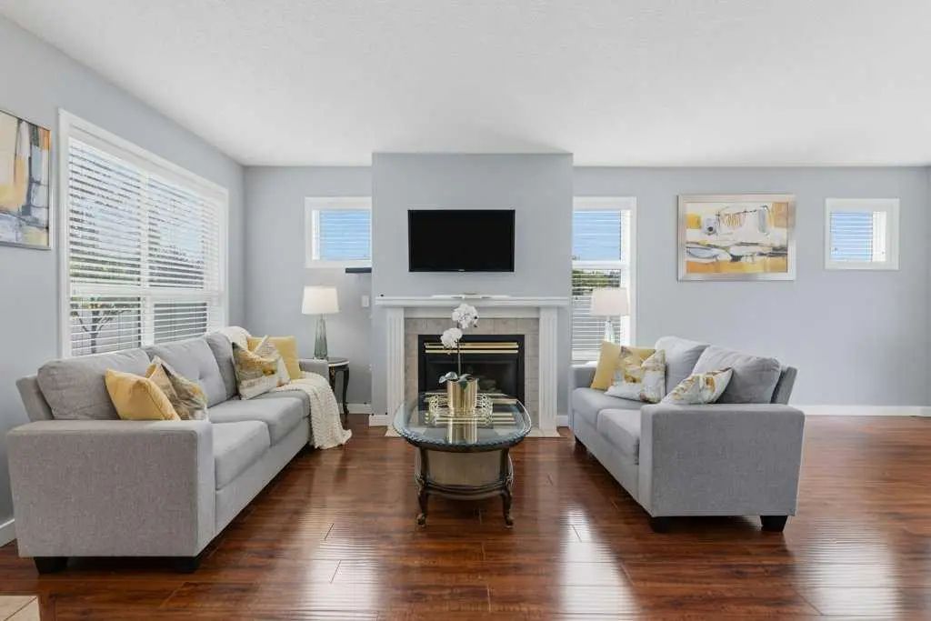 126 Harvest Gold Place Northeast, Calgary – Residential Row/Townhouse Listing Photo 5