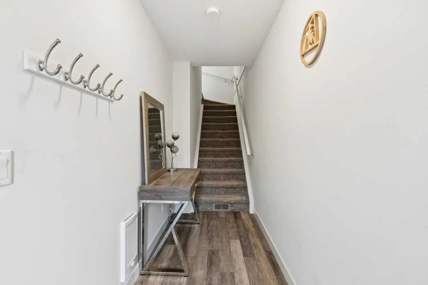 108 11 Evanscrest Mews Northwest, Calgary – Residential Row/Townhouse Listing Photo 2