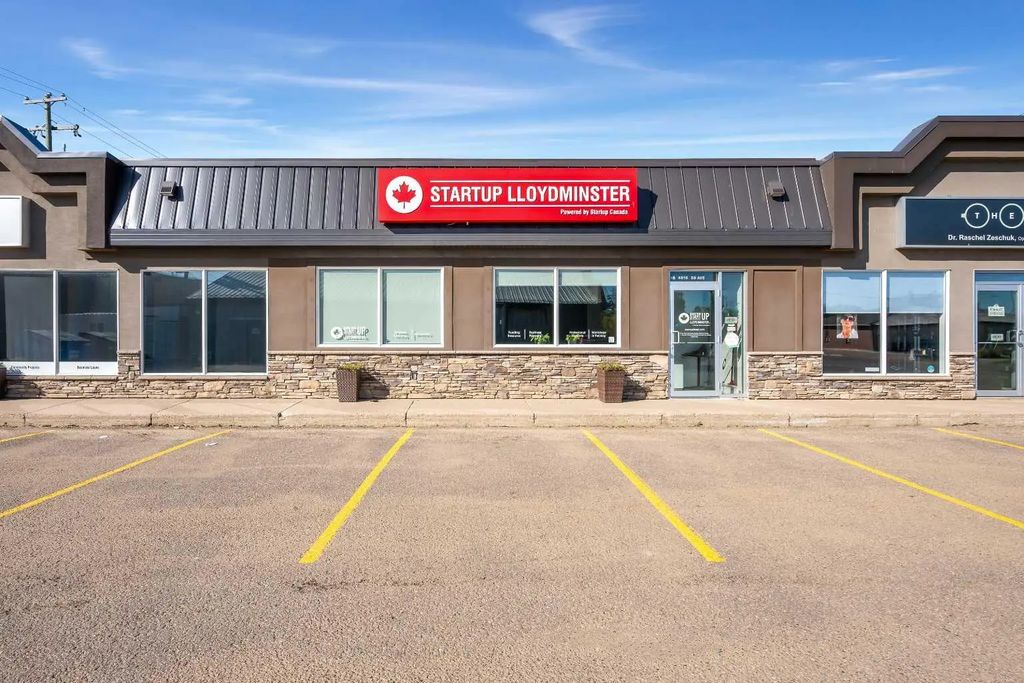 4b 4010 50 Avenue , Lloydminster