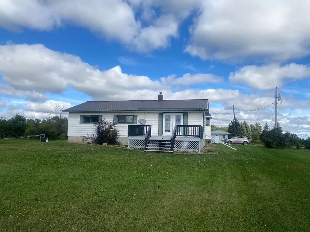 19210 474 Township Road  , Rural Camrose County