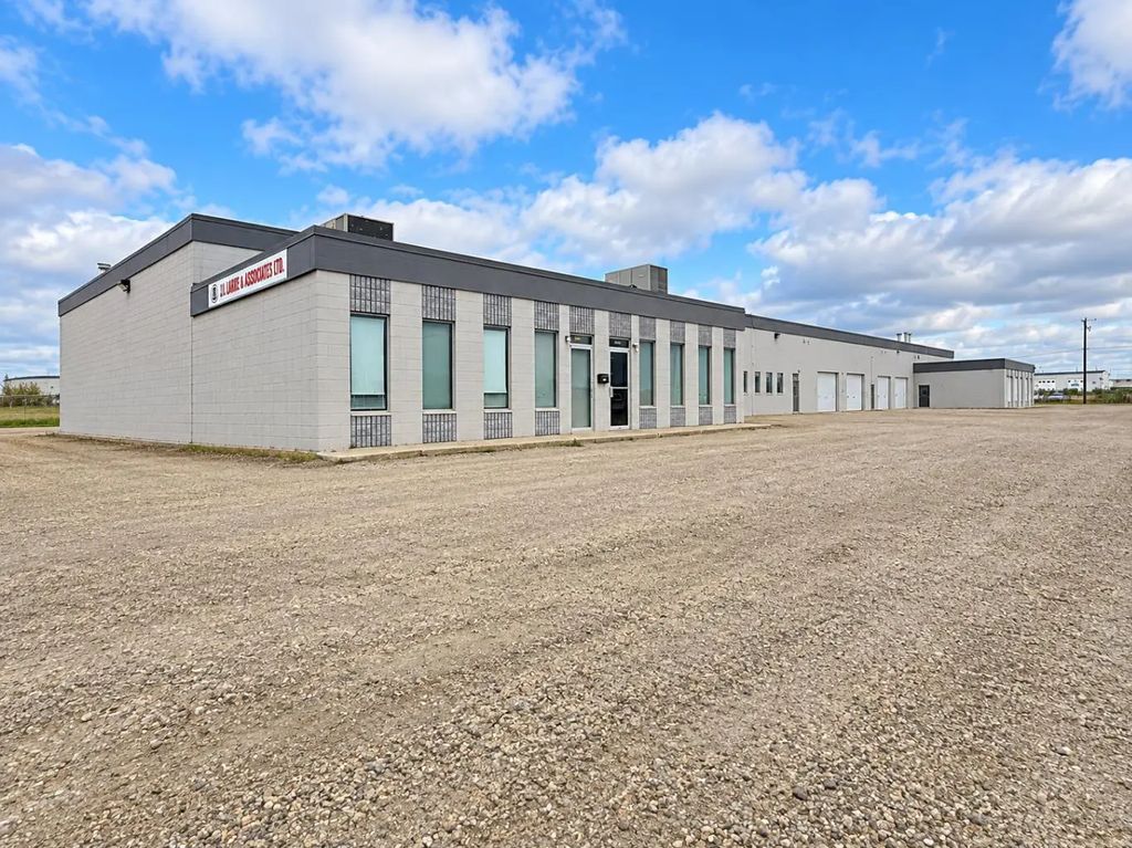 11020 89 Avenue , Grande Prairie