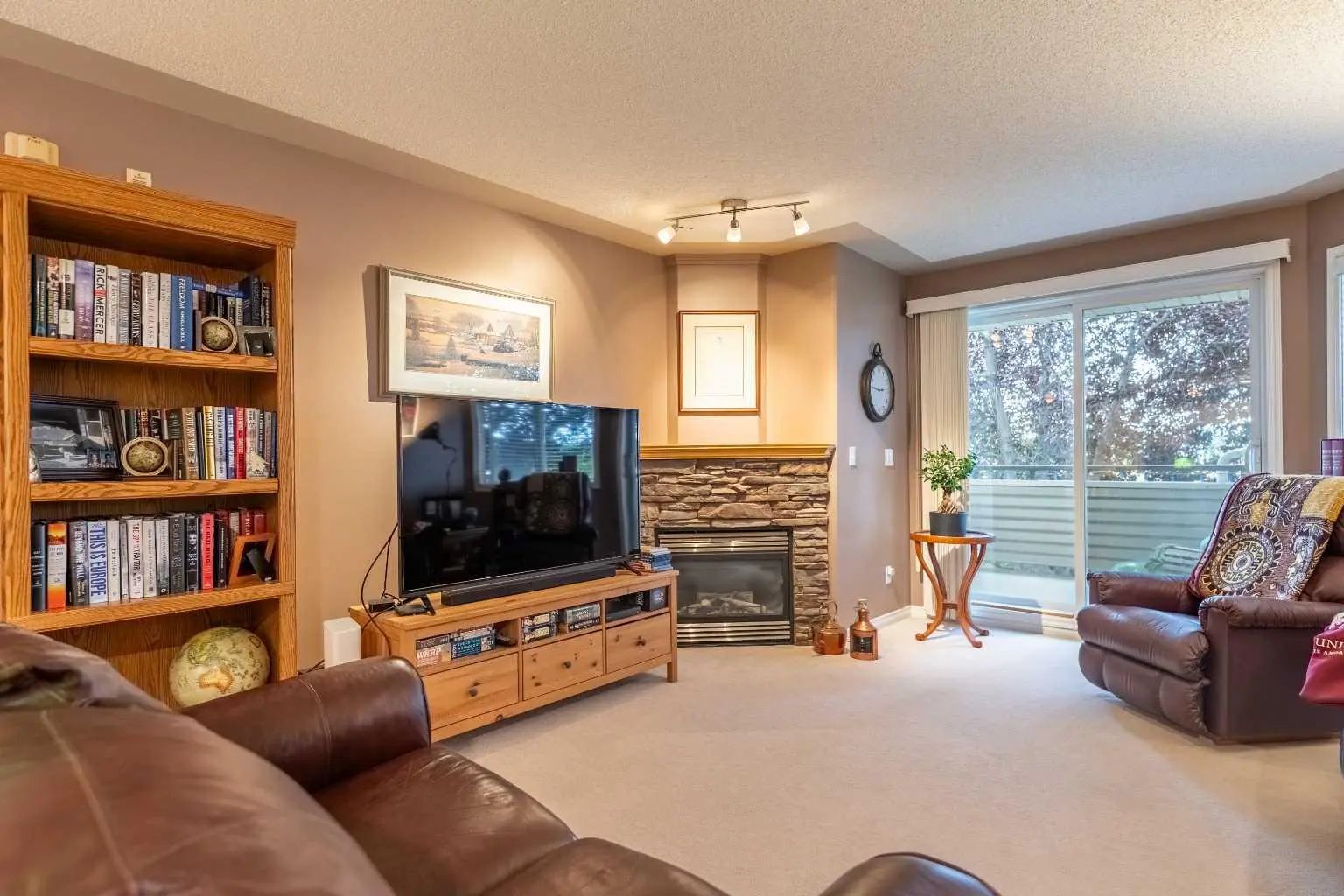 2108 7451 Springbank Boulevard Southwest, Calgary – Residential Apartment Listing Photo 11