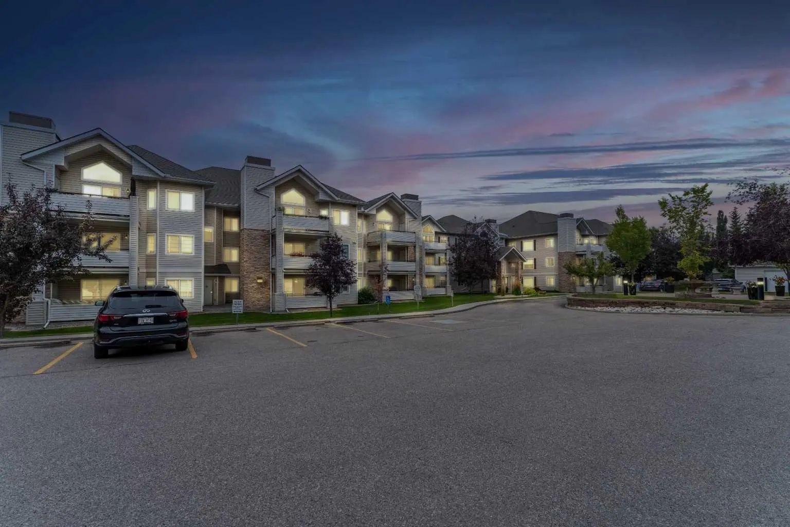 2108 7451 Springbank Boulevard Southwest, Calgary – Residential Apartment Listing Photo 2