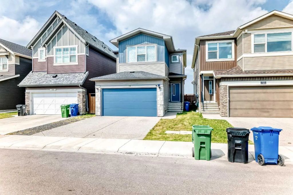176 Savanna Lane Ne, Calgary