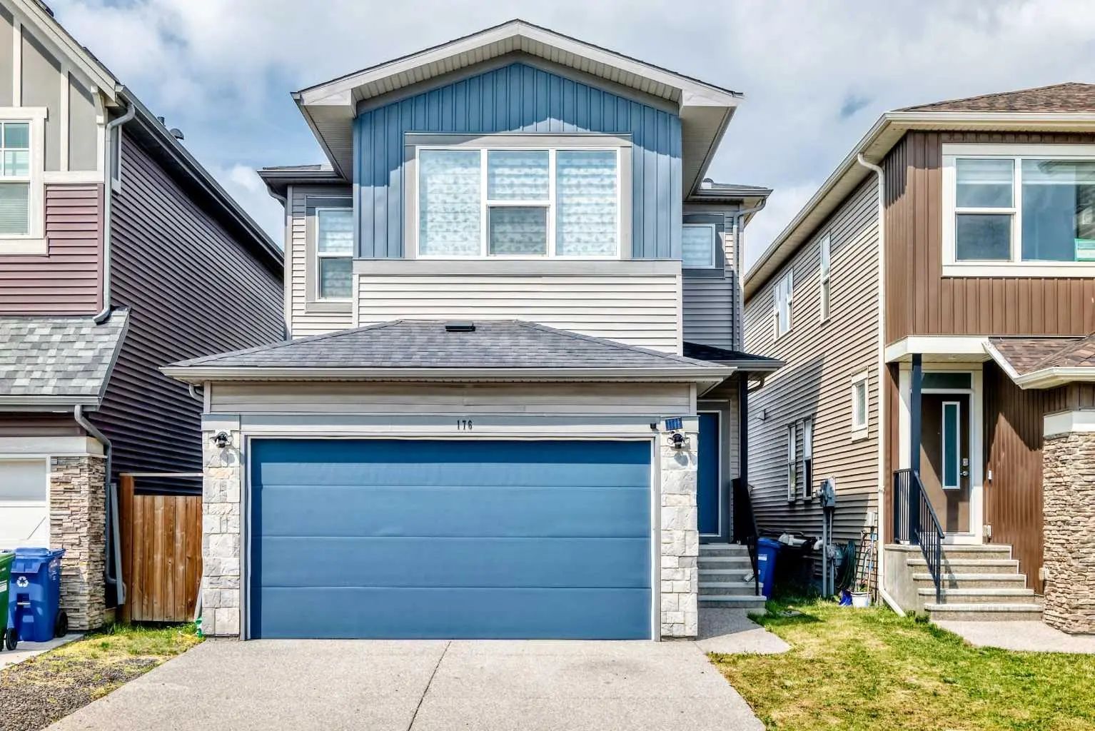 176 Savanna Lane Northeast, Calgary – Residential Detached Listing Photo 3