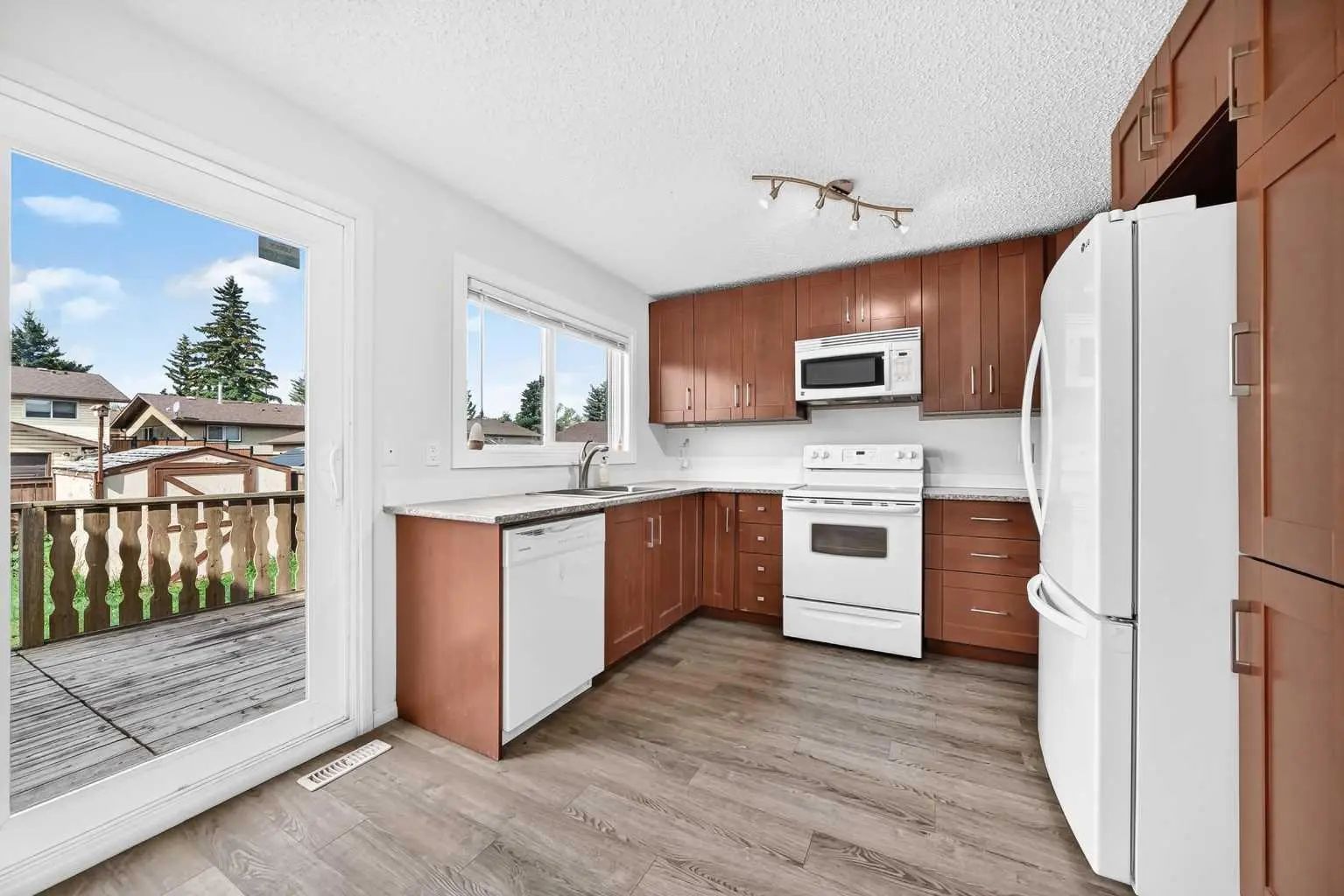4351 58 Street Northeast, Calgary – Residential Detached Listing Photo 6