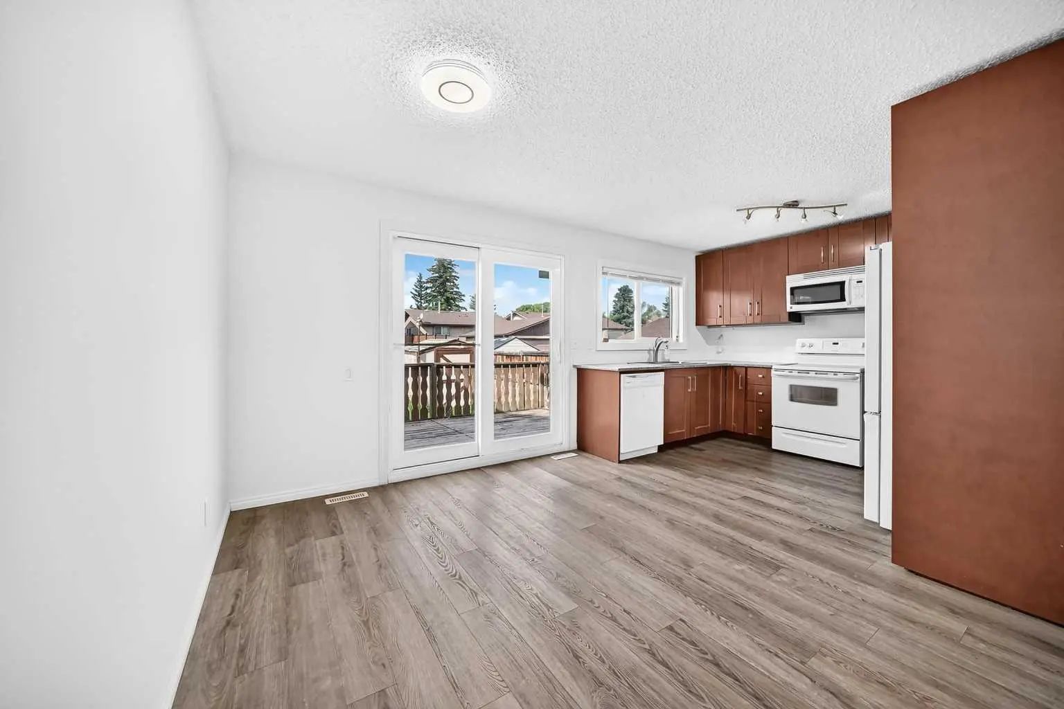 4351 58 Street Northeast, Calgary – Residential Detached Listing Photo 8