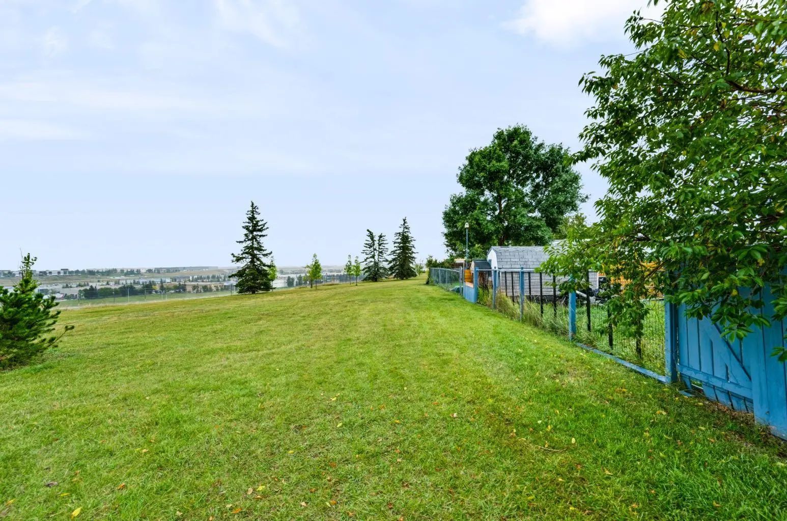 101 Huntstrom Drive Northeast, Calgary – Residential Detached Listing Photo 12