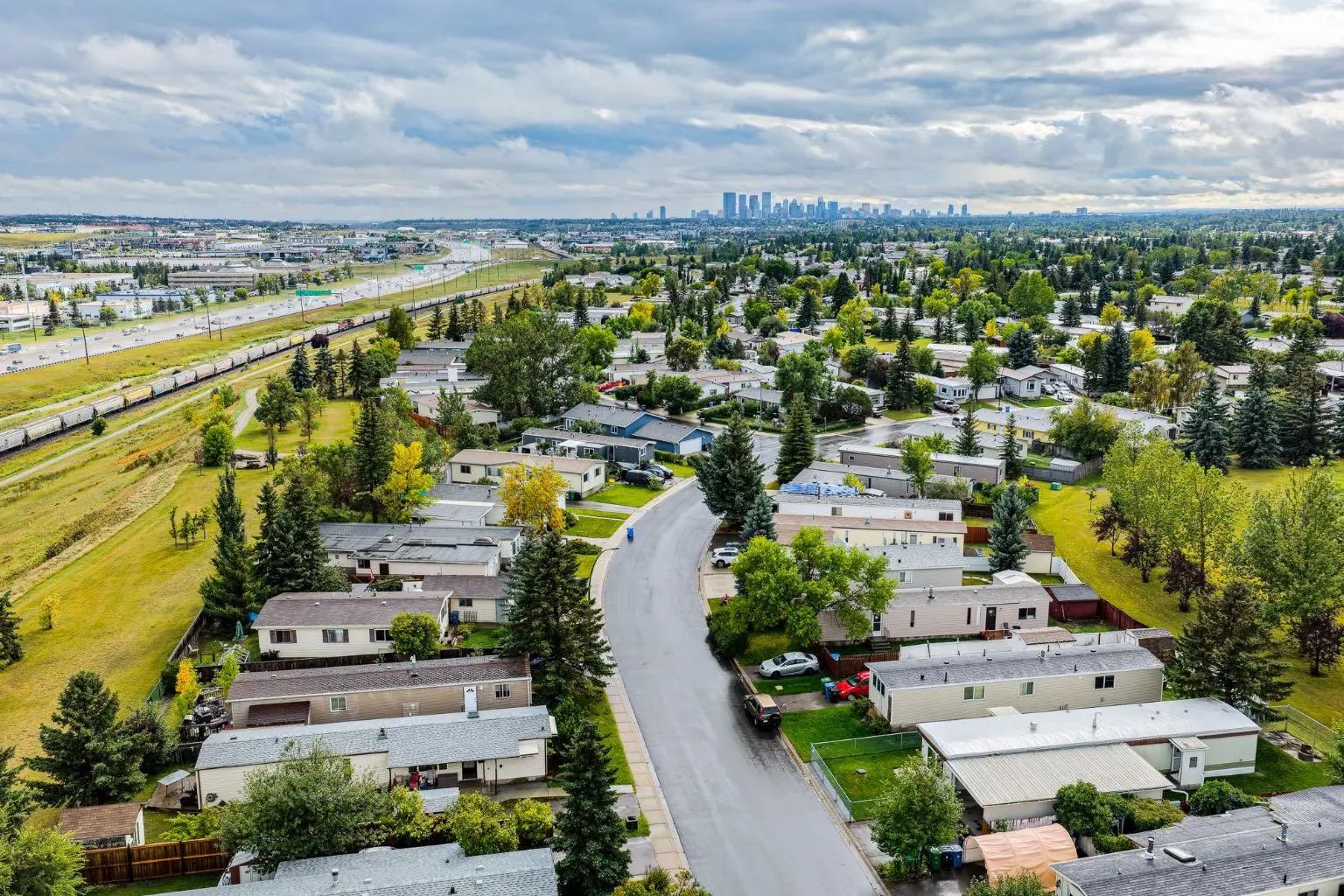 101 Huntstrom Drive Northeast, Calgary – Residential Detached Listing Photo 26