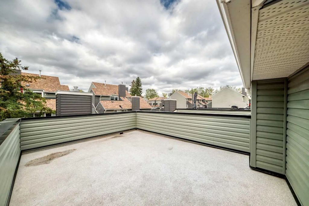 225 33 Glamis Green Sw, Calgary