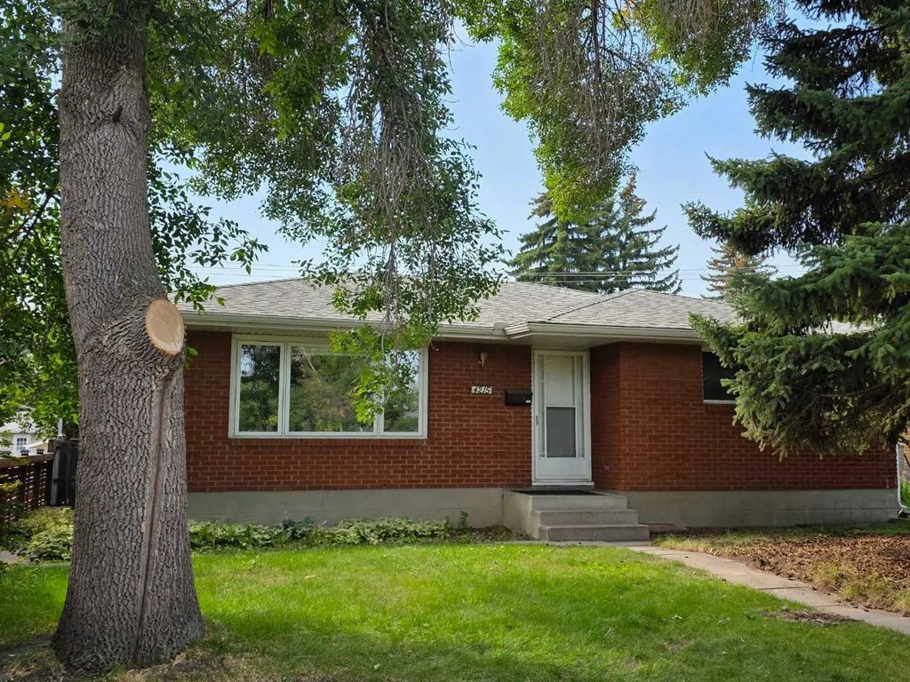 4215 Villa Crescent Nw, Calgary