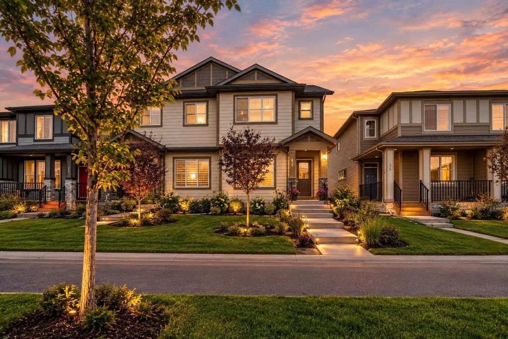 40 Cornerbrook Gate Ne, Calgary