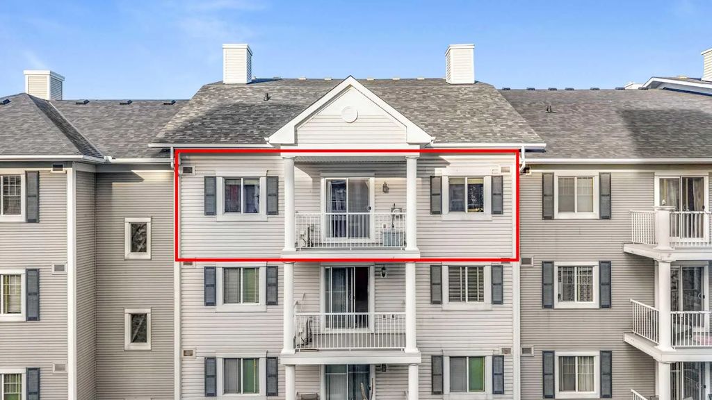 4408 31 Country Village Manor Ne, Calgary
